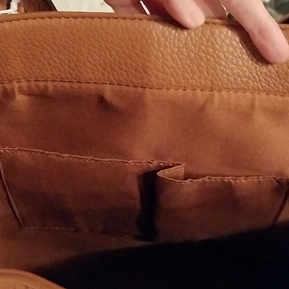 SALE 1 left!Vegan leather oversized tote - Picture 5 of 8